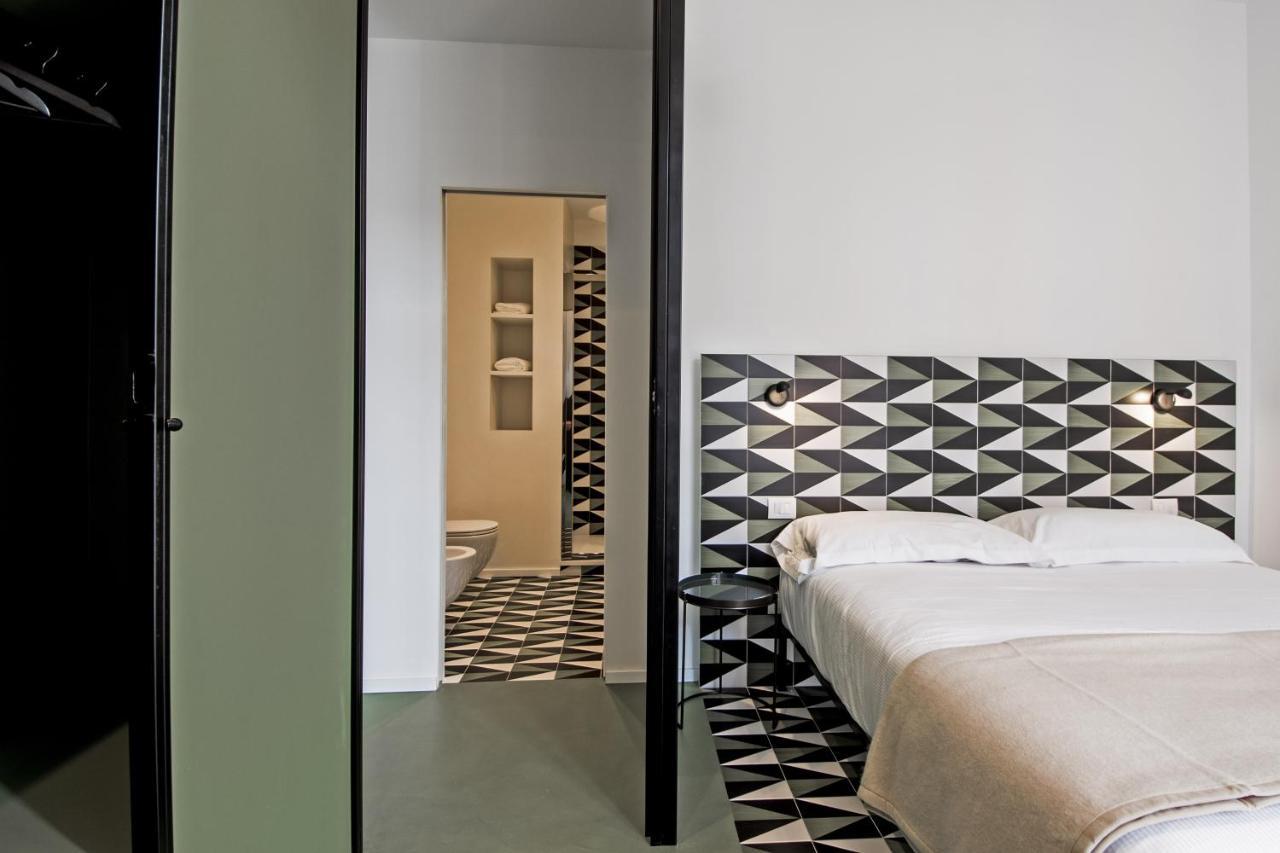Toraldo Suites - Dimore Partenopee Наполи Екстериор снимка