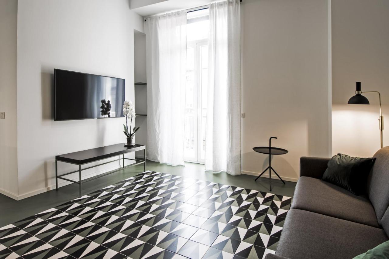 Toraldo Suites - Dimore Partenopee Наполи Екстериор снимка